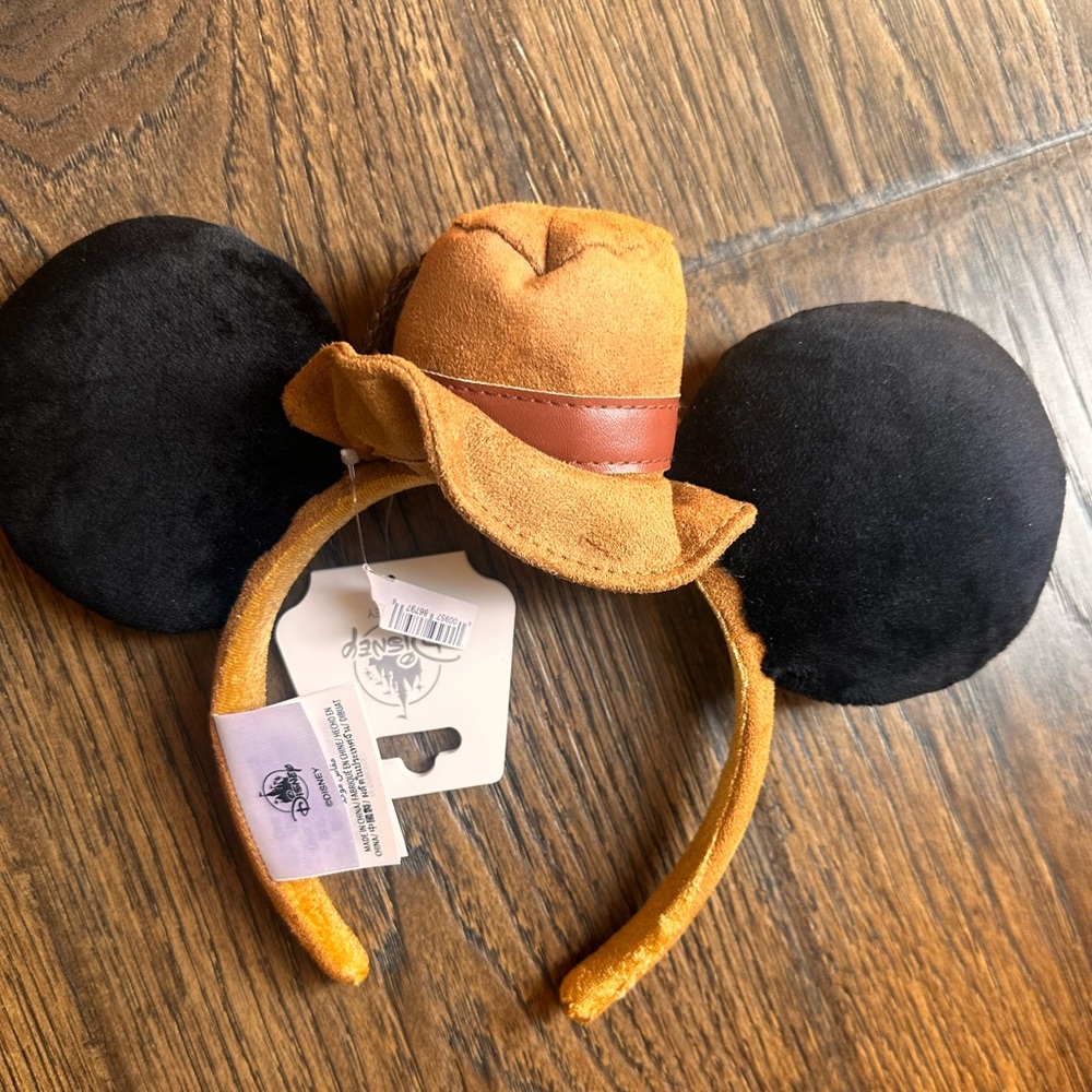 NWT Indiana Jones Mouse Ears